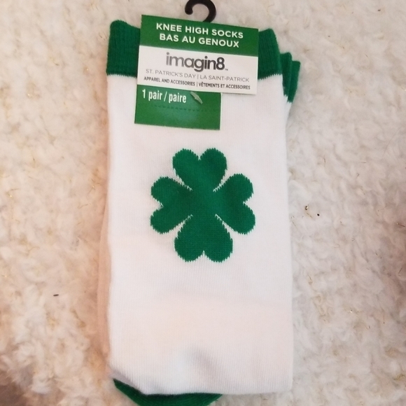Happy St. Patrick's Day T shirt & Sock Set - Picture 6 of 7